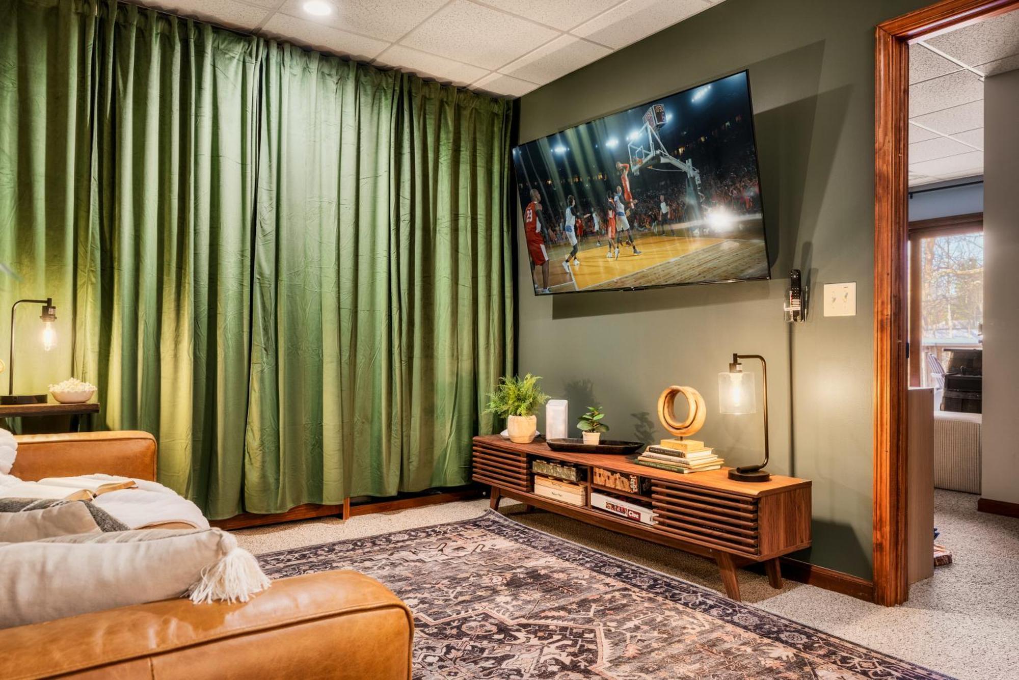 The Moondance Cabin By Lightfoot Stays Vacation Rentals Sevierville Luaran gambar