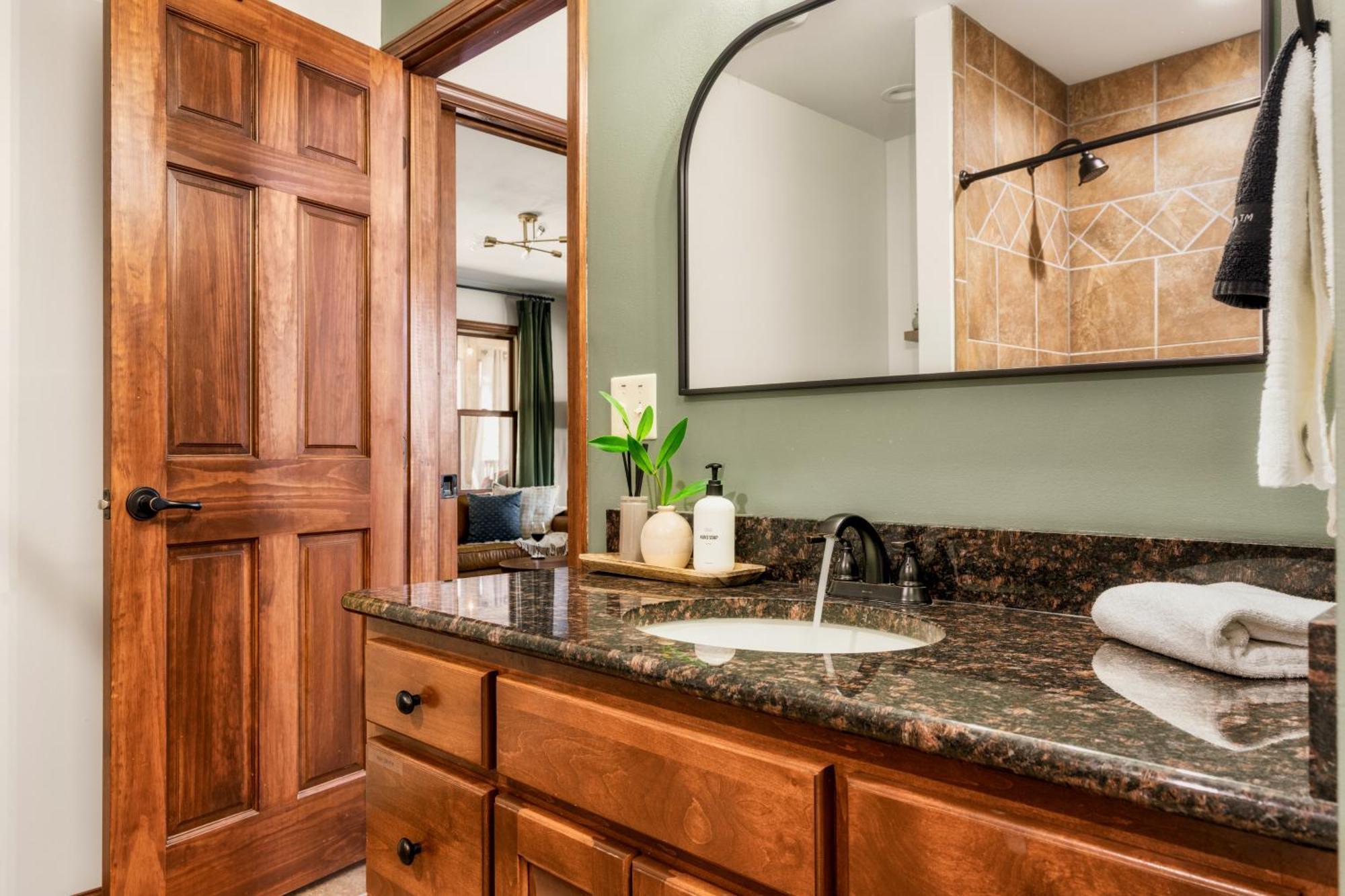 The Moondance Cabin By Lightfoot Stays Vacation Rentals Sevierville Luaran gambar