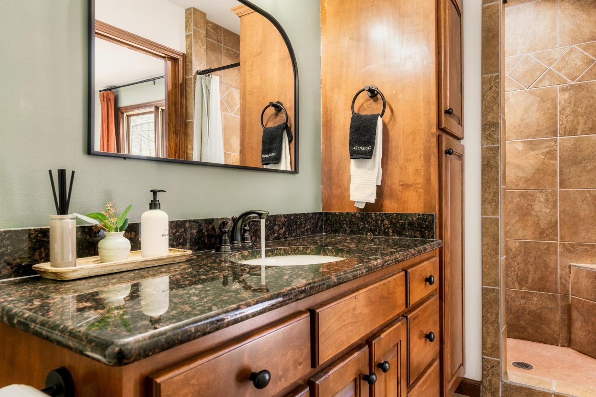 The Moondance Cabin By Lightfoot Stays Vacation Rentals Sevierville Luaran gambar